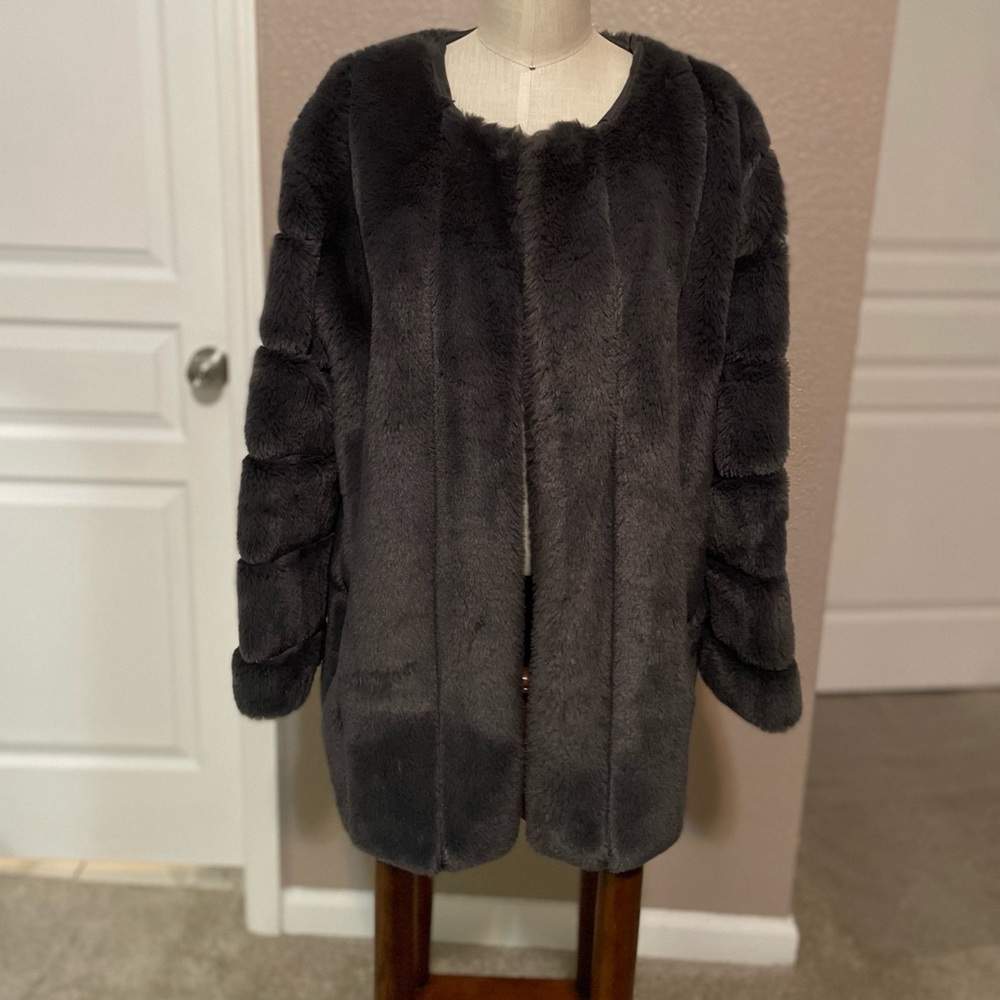 Elegant Gray Faux Fur Coat